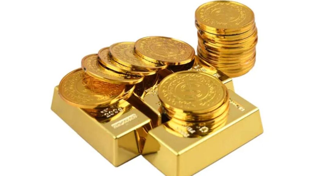 لرزه به قیمت‌ها در بازار سکه و ارز افتاد/ طلا آماده ورود به کانال ۶ میلیون تومان شد؟