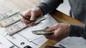 تازه ترین قیمت حواله دلار امروز دوشنبه ۱۵ اردیبهشت ماه ۱۴۰۴