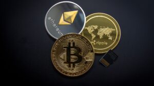 قیمت بیت کوین و قیمت دای امروز جمعه ۱۲ اردیبهشت ماه ۱۴۰۴ / بیت کوین چند؟