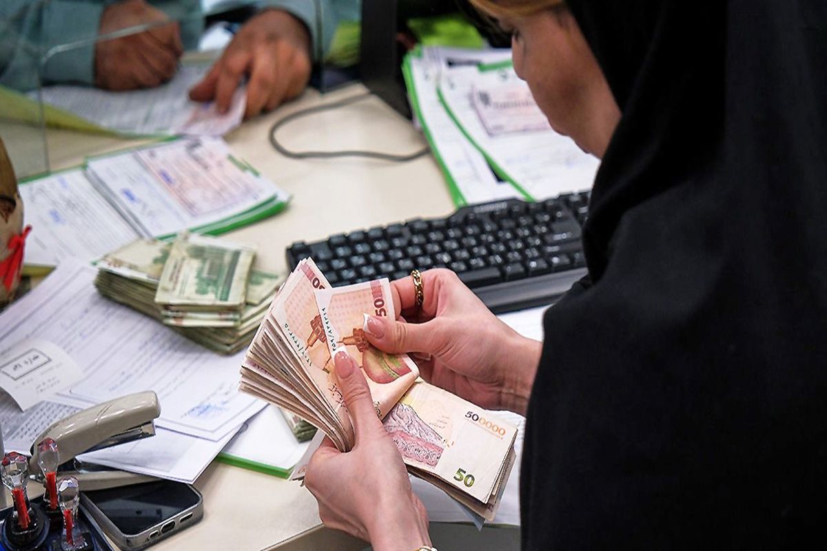 جزئیات نهایی مصوبه افزایش حقوق کارکنان دولت در ۱۴۰۴ اعلام شد