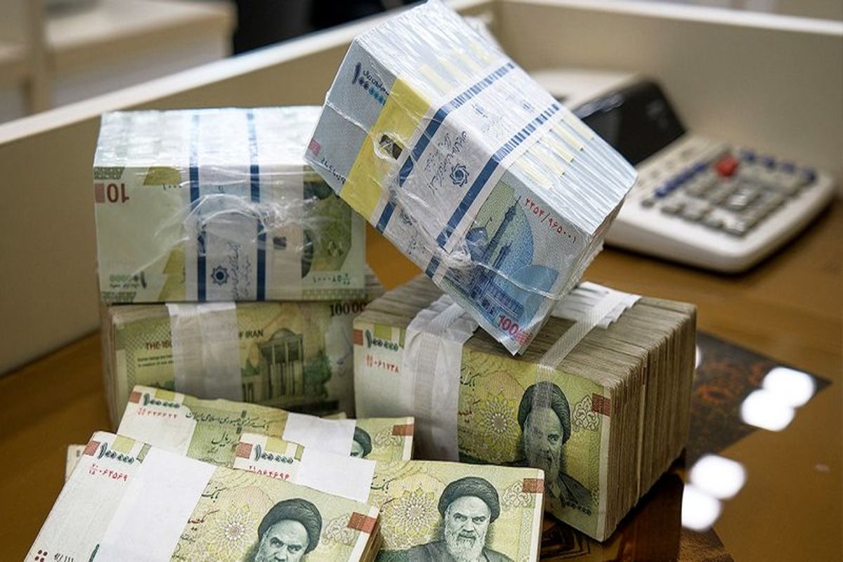 مصوبه افزایش ۱۴ میلیونی حقوق کارکنان دولت در ۱۴۰۴ تعیین تکلیف شد