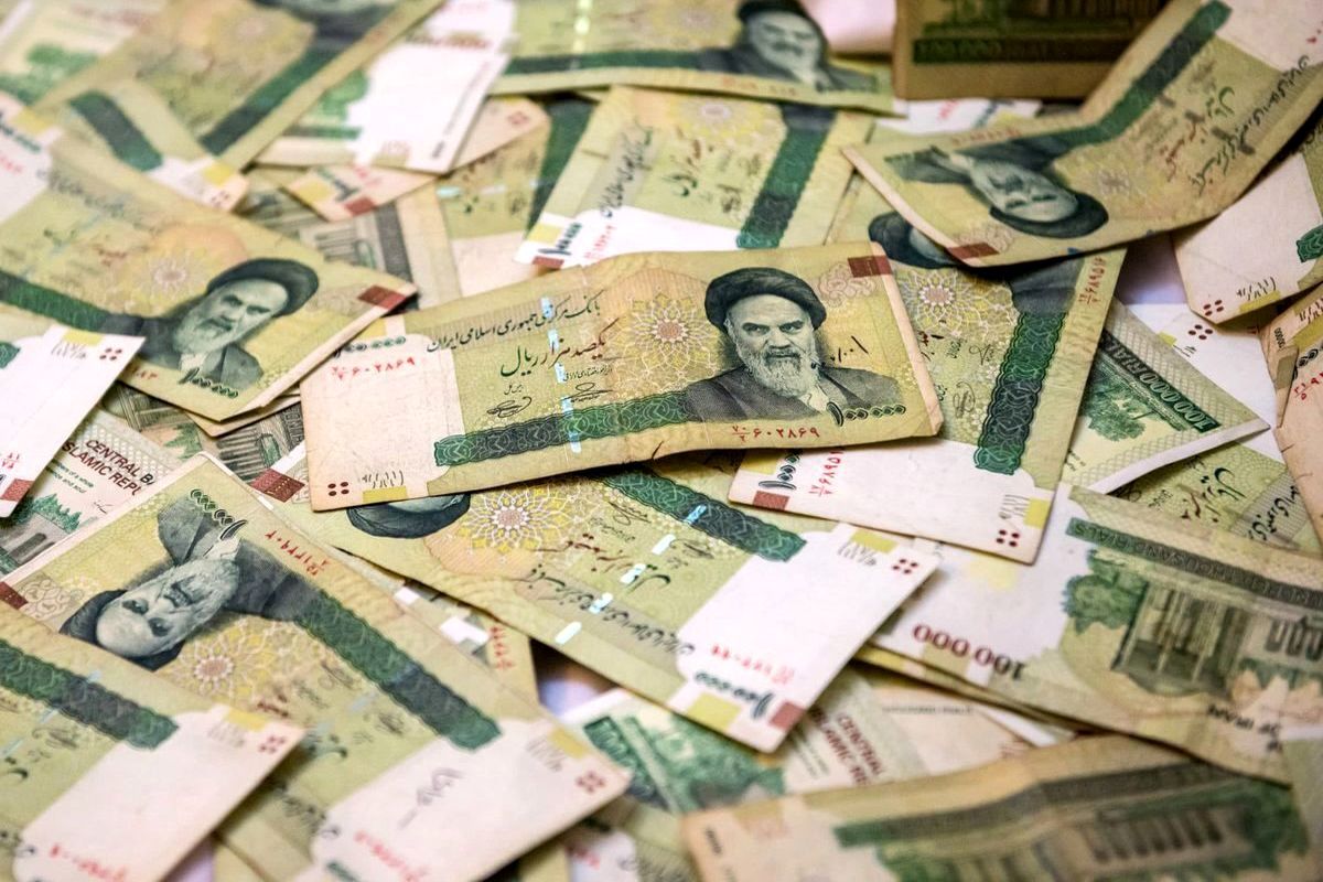 تمام معلمان و فرهنگیان مشمول فوق‌العاده ویژه و خاص شدند