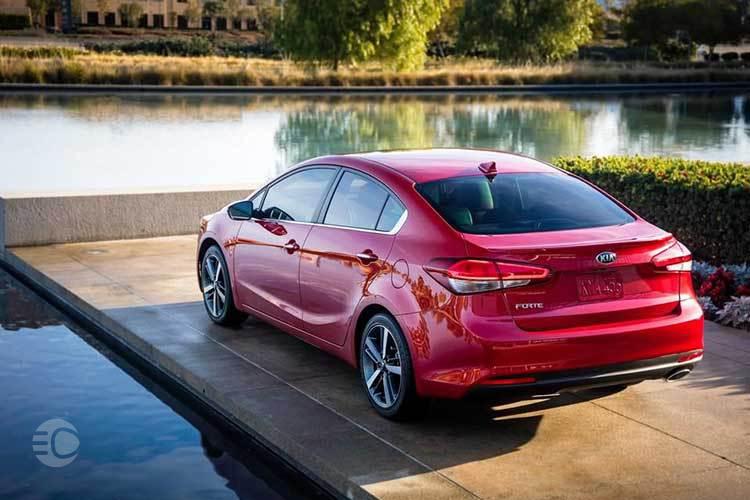 مقایسه طراحی کیا سراتو و هیوندای النترا 2018